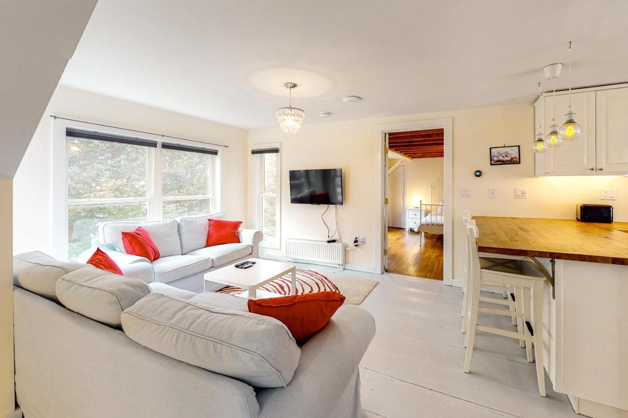 Pleasant Condos Ludlow Phòng bức ảnh